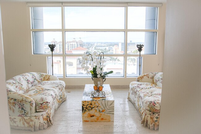 Foto del edificio - 222 Lakeview Ave
