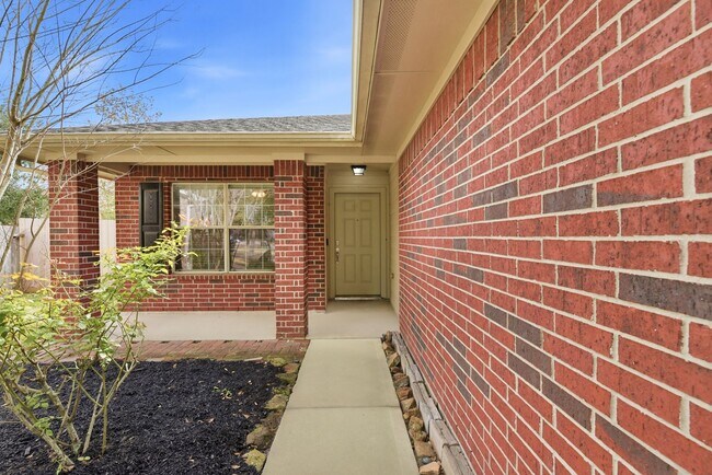 Building Photo - 31039 Sundance Woods Ct