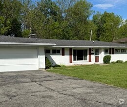 Building Photo - 317 West Dr