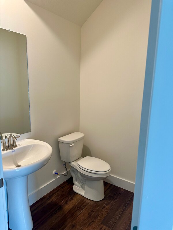 Foto del edificio - 3538 Bisham Wood Ln