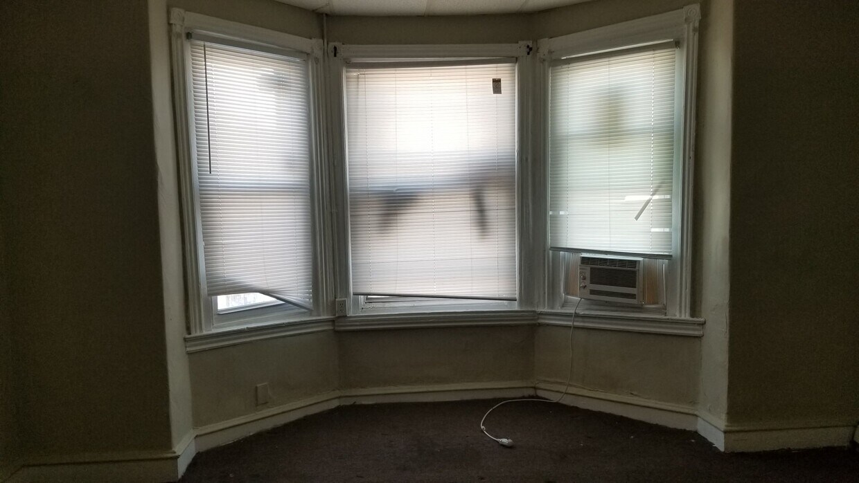 Primary Photo - 216 N 54th St