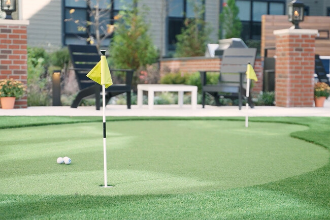 Putting Greens - The Yards at Malvern