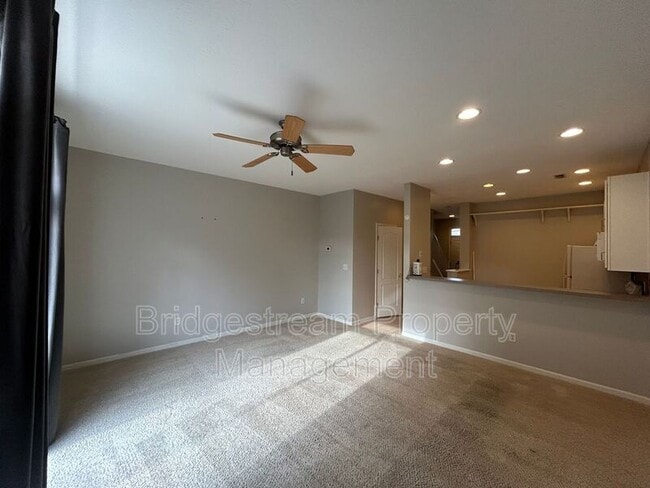 Foto del edificio - 4391 Straight Arrow Rd