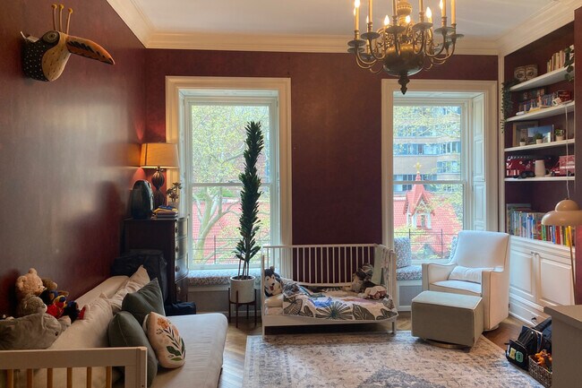 Foto del edificio - 123 W 69th St