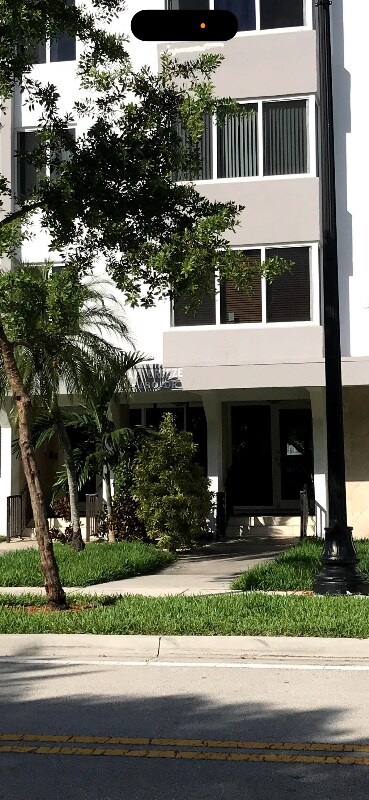 Building Photo - 250 180th Dr