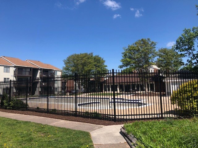 Acceso a la piscina - 22 Wells Ct