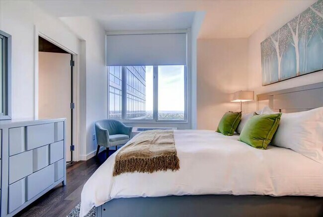 Foto del edificio - 505 N State St