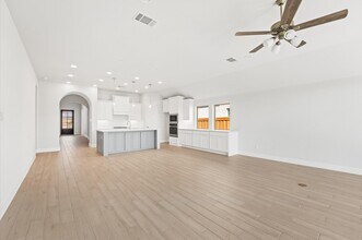 Building Photo - 7247 Stillmeadow Grv Dr