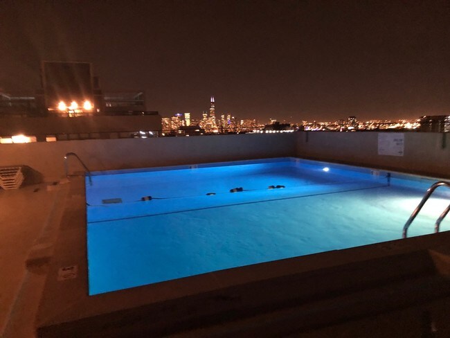 Foto del edificio - 2728 N Hampden Ct