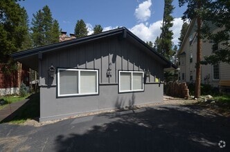 Building Photo - 43 Red Feather Rd