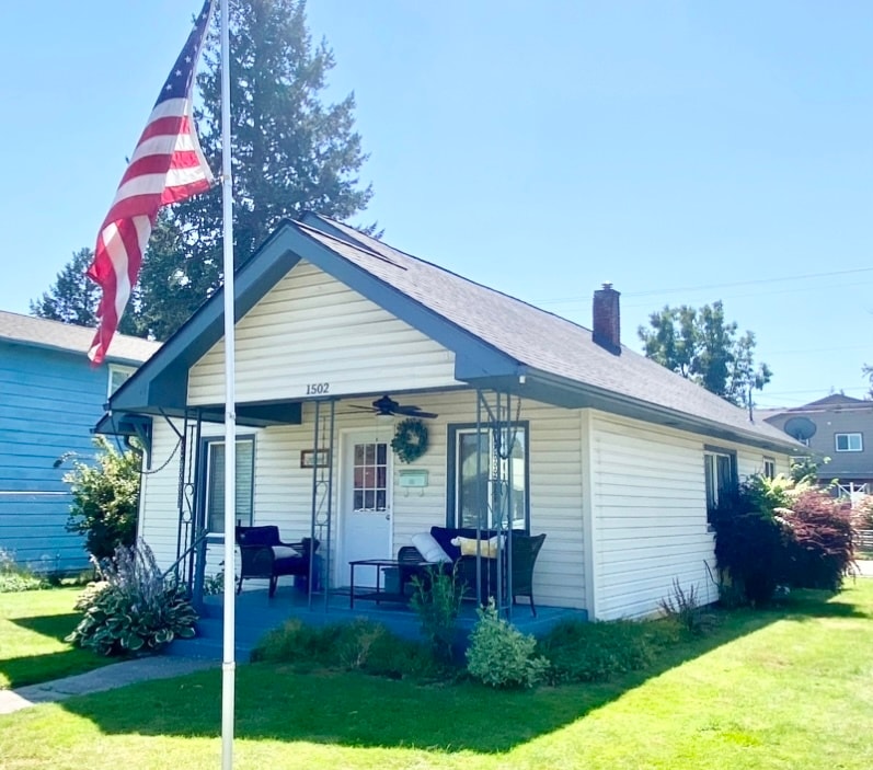 Foto principal - 1502 E Front Ave