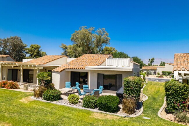 Foto del edificio - 77361 Preston Trail