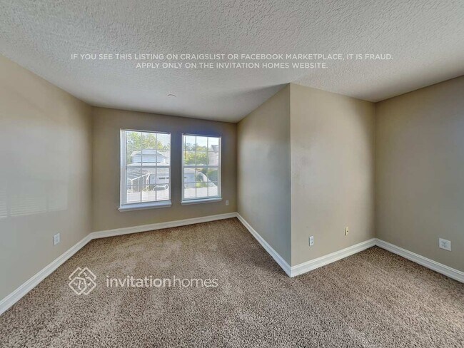 Foto del edificio - 3315 Bracken Fern Dr