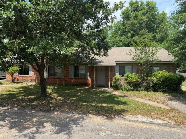 Building Photo - 3522 SpringHill Ave