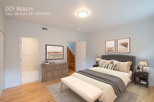Foto del edificio - Luxury 4 Bedroom Townhouse w Private Deck!