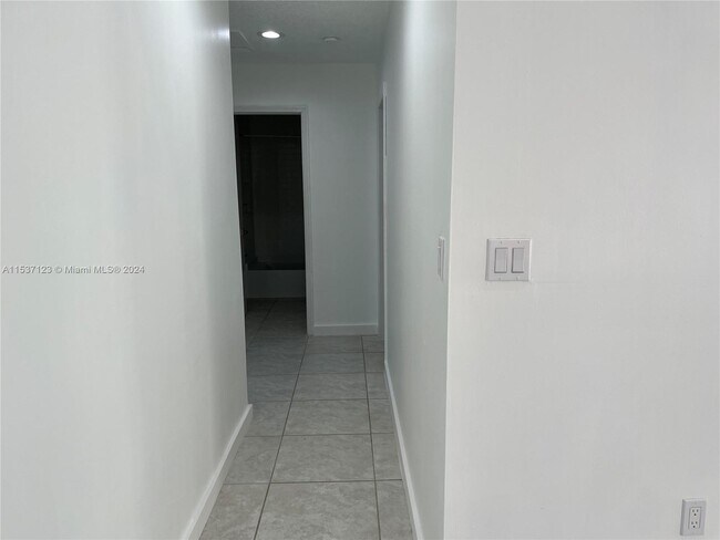 Foto del edificio - 8901 SW 4th Terrace