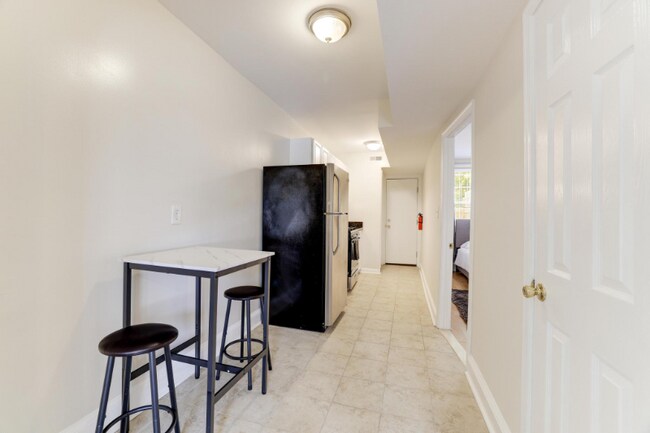 Foto del edificio - 916 19th St NE