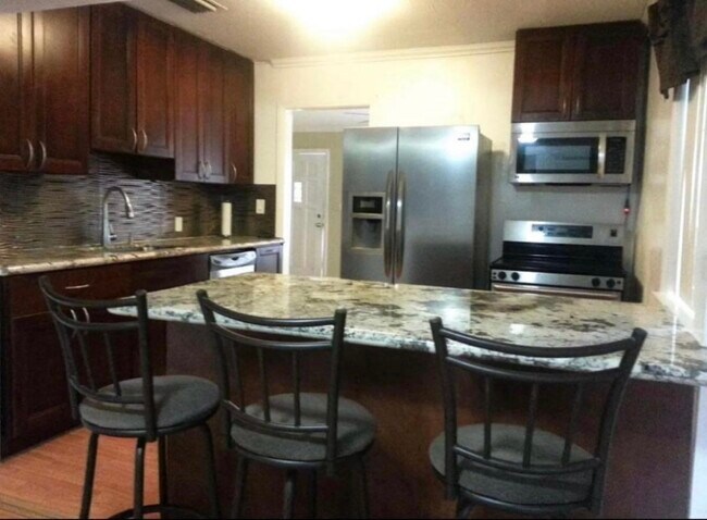 Foto del edificio - 6437 SW 39th Ter