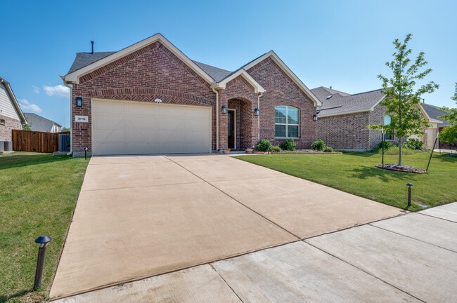 Building Photo - 3016 Riddler Way