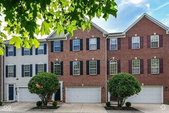 Building Photo - 12032 Esty Way