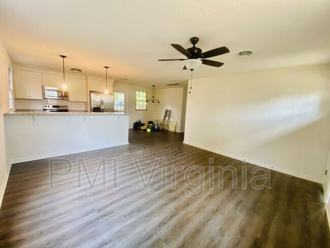 Building Photo - 2609 Border Ct