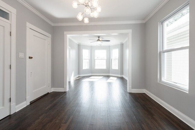 Foto del edificio - 4226 N Bernard St