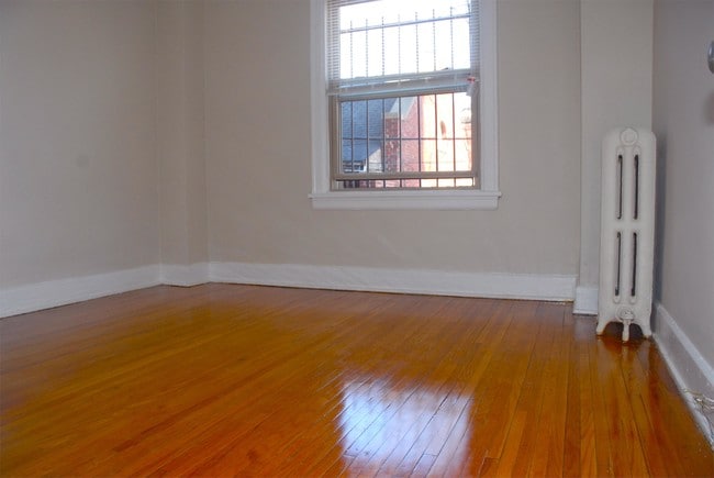 Building Photo - 1130 Parker St