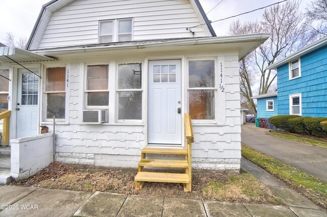 Building Photo - 1141.5 N Main St