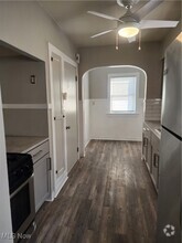 Building Photo - 3619 Strathavon Rd