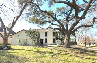 Building Photo - 190 Dawns Edge