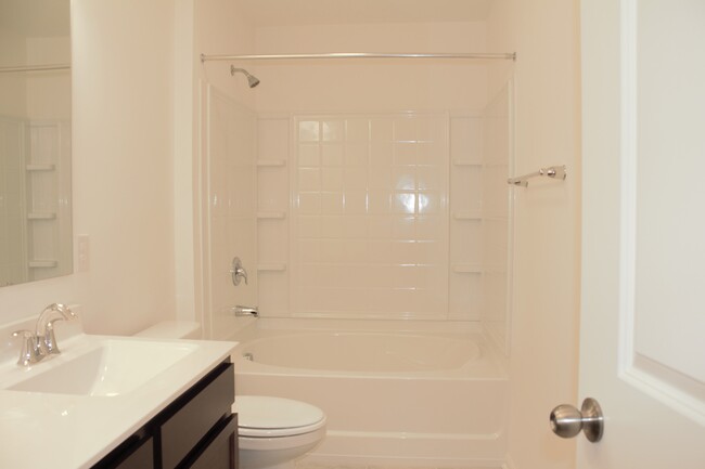 Foto del edificio - 4671 Wesmar Ct