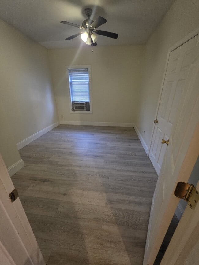 Photo - 1029 Plymouth Ave Apartment