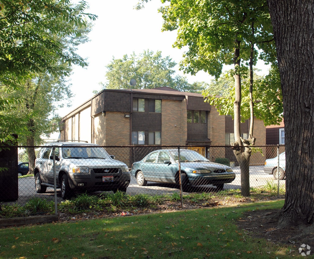 195 Wheeler St, Akron, OH 44304 Apartments in Akron, OH