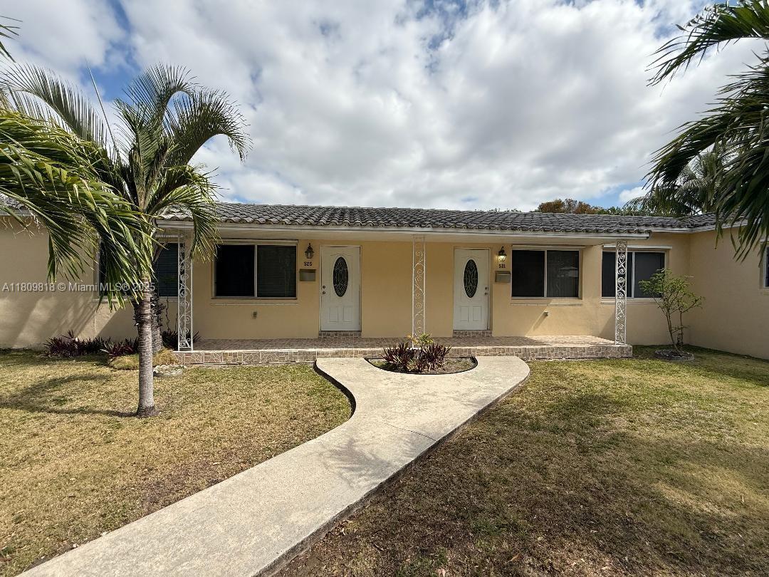 Foto principal - 531 NW 25th Ave