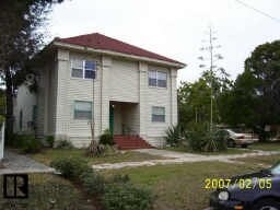 Frente - 309 7th St S