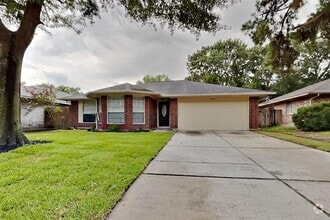 Building Photo - 2602 Clear Ridge Dr