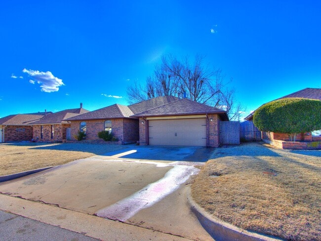 Building Photo - 509 Bluegrass Ln