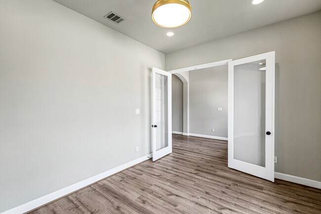 Foto del edificio - 7327 Camden Crestwood Way