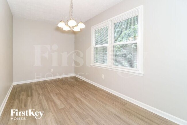 Building Photo - 278 Omega Dr
