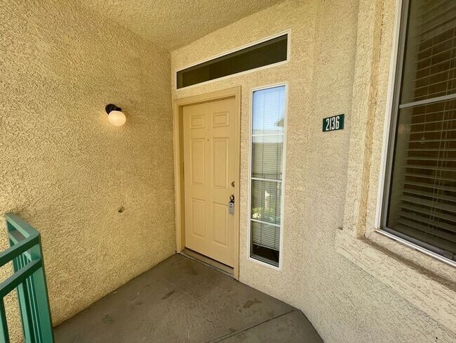 Foto del edificio - 5155 W Tropicana Ave