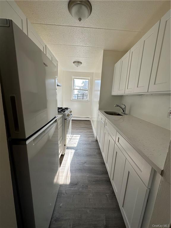 Building Photo - 95 Waring Pl