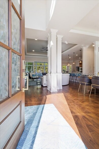 Building Photo - 165 Topside E