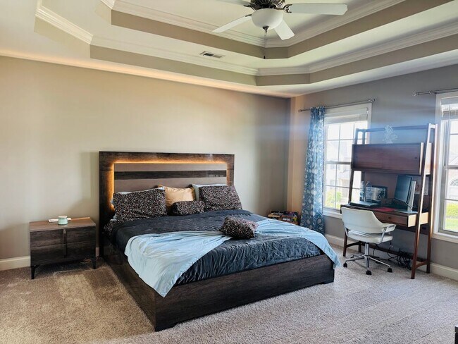 Foto del edificio - HOUSE FOR RENT