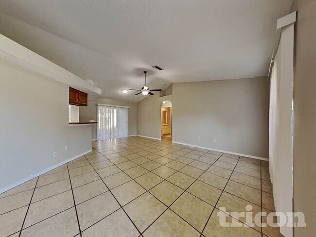 Foto del edificio - 193 Rosedale Ave