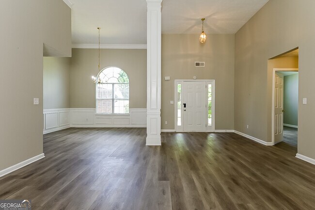 Building Photo - 117 Meadow Creek Ct