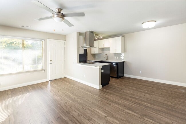 Interior Photo - Welcome to The Acadia