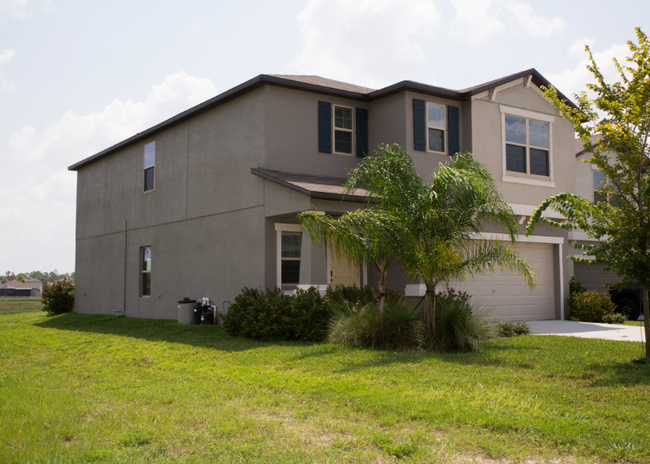 Building Photo - 3917 Hanover Dr