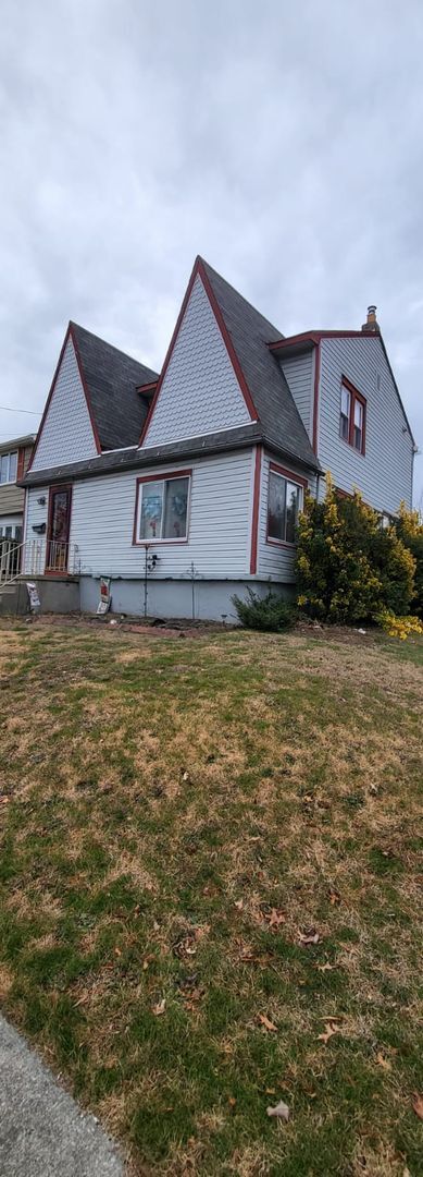 Foto del edificio - 5083 Homestead Ave