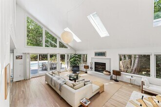 Building Photo - 24 Quogue Riverhead Rd