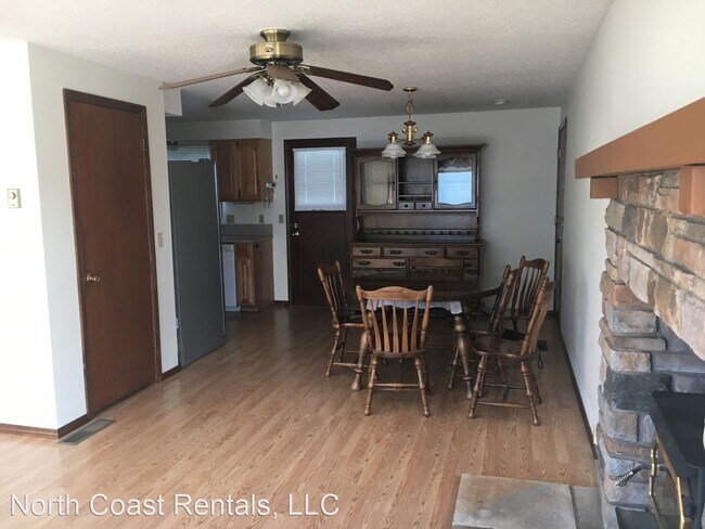 Foto del edificio - 3 br, 2 bath House - 1156 Ave, E